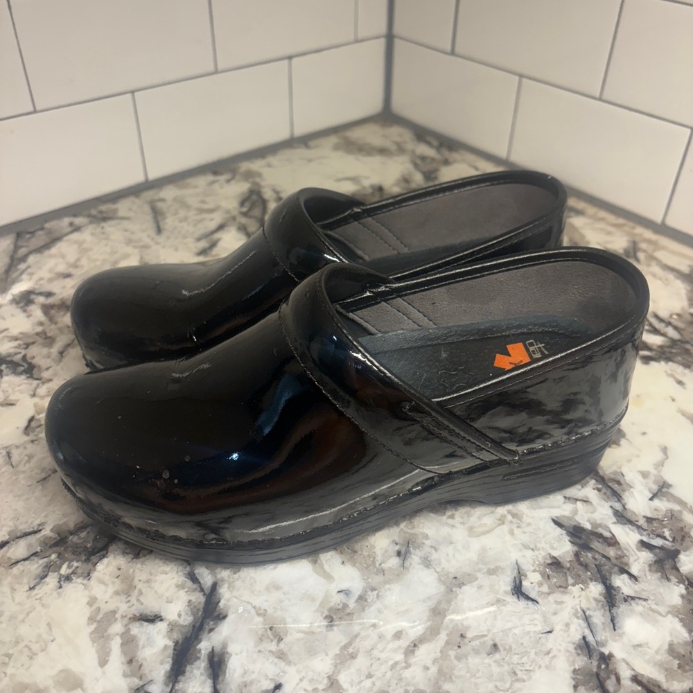Women's DANSKO XP Black Leather professional Work clogs Shoes 39 - Picture 3 of 7